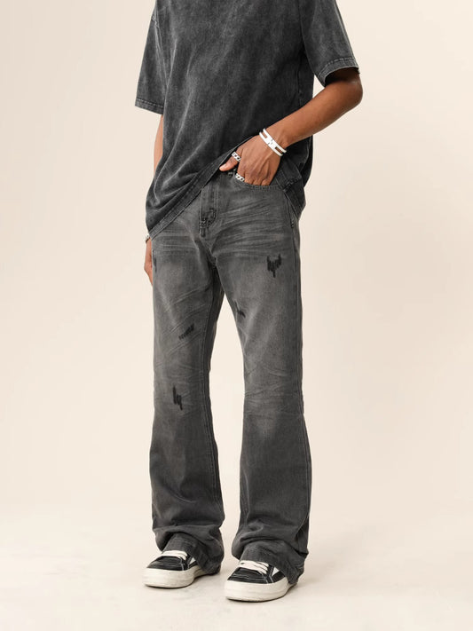 Shadow-Washed Destroyed Denim – Loose-Fit Grunge Jeans
