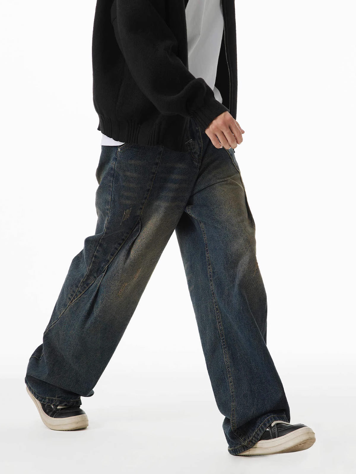 Washed Crinkle Panel Jeans – Baggy Cut