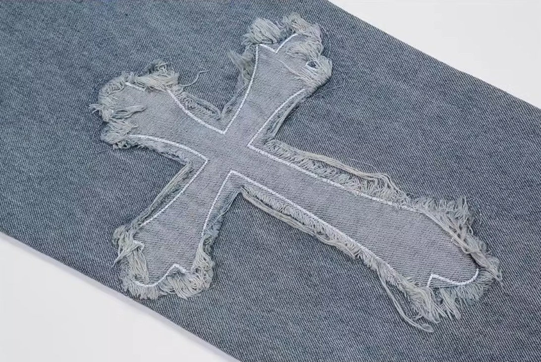 Baggy Cross-Patch Denim – Streetwear Statement Jeans
