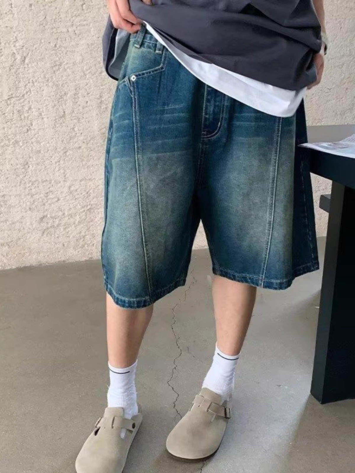 Dark Blue Vintage Wide-Leg Denim Jorts